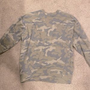 Express oversized camo crewneck
